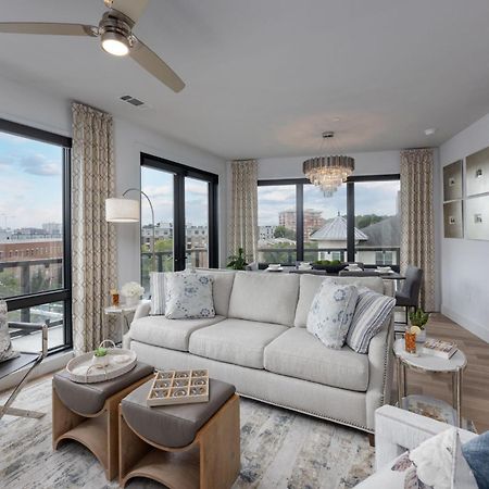 Elegant Corner Penthouse With Private Balcony, Skyline Views, Pool, And Gym Nashville Exterior foto